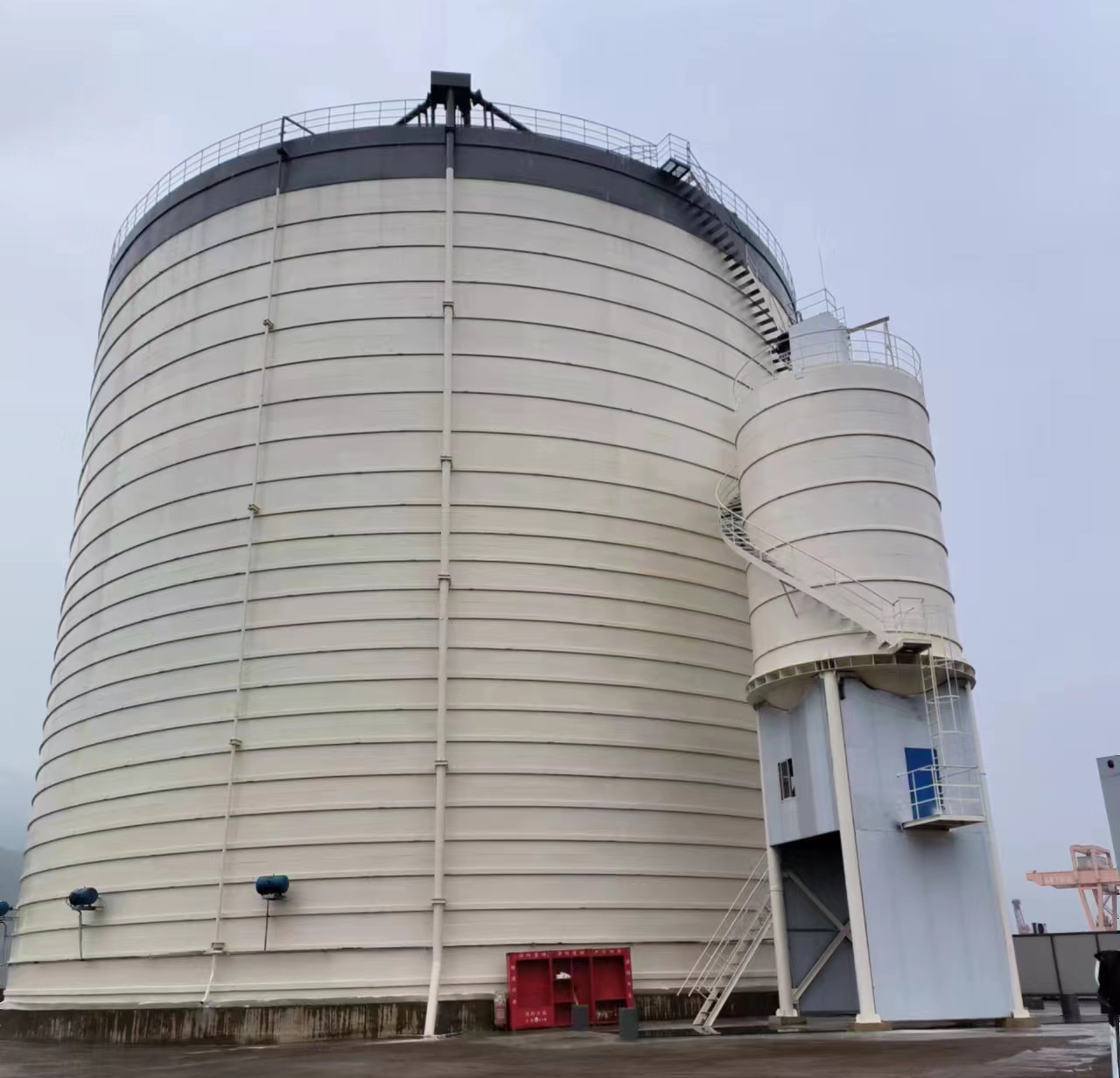 平舆10万吨水泥钢板库